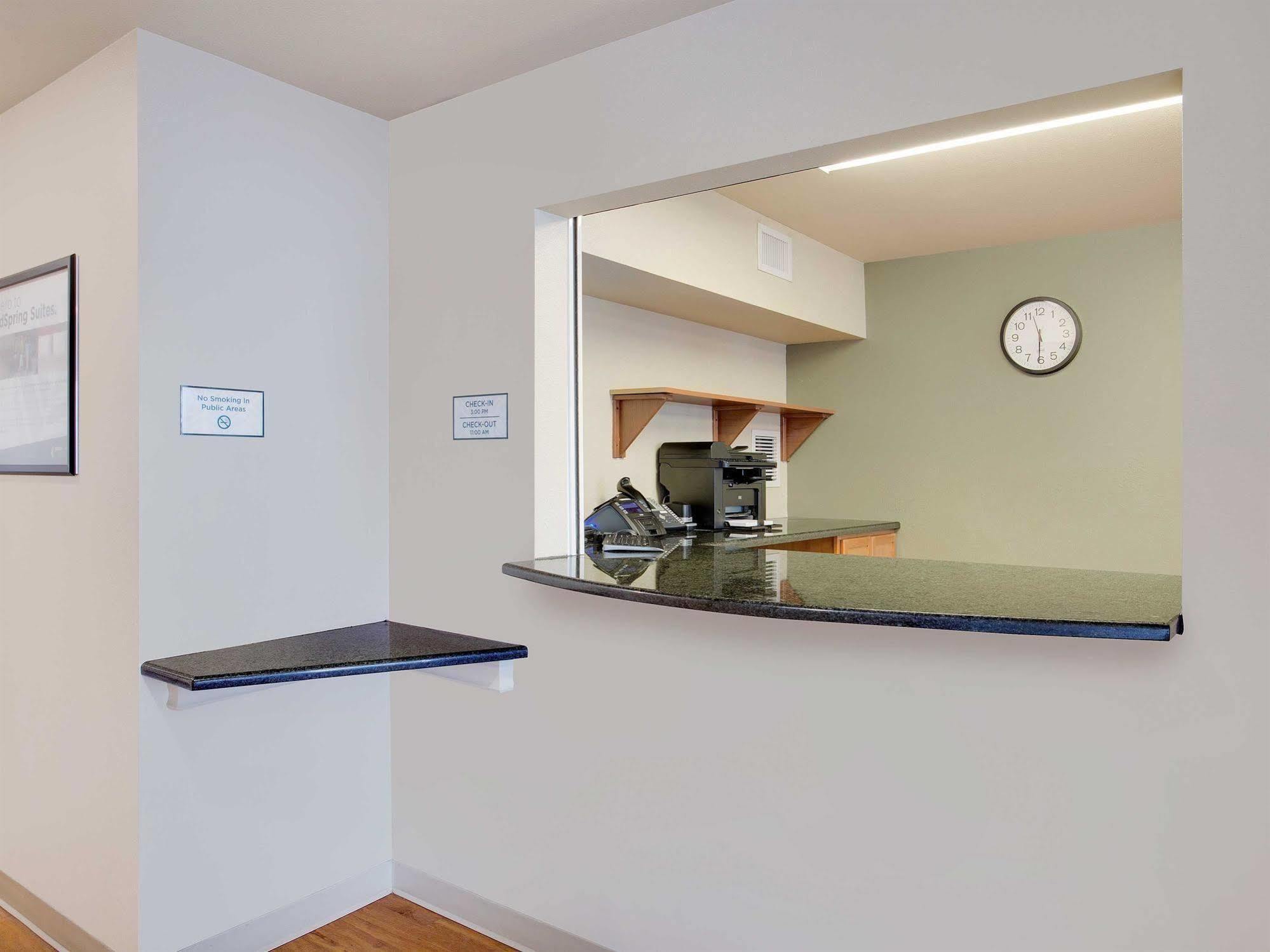 Woodspring Suites Columbus North I-270 Exteriér fotografie